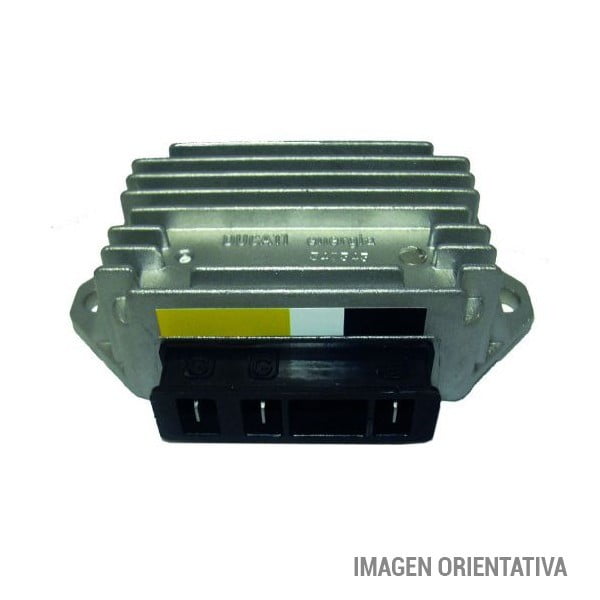SPANNUNGSREGLER PIAGGIO APE TM 220 P703 P501 P601 Car P2 P3 Regler OEM 642202 EUR 39,95 - DE