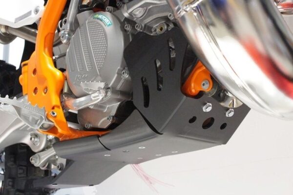 Cubrecárter AXP Xtrem HDPE Husqvarna 17-18 TC250-TX300 negro